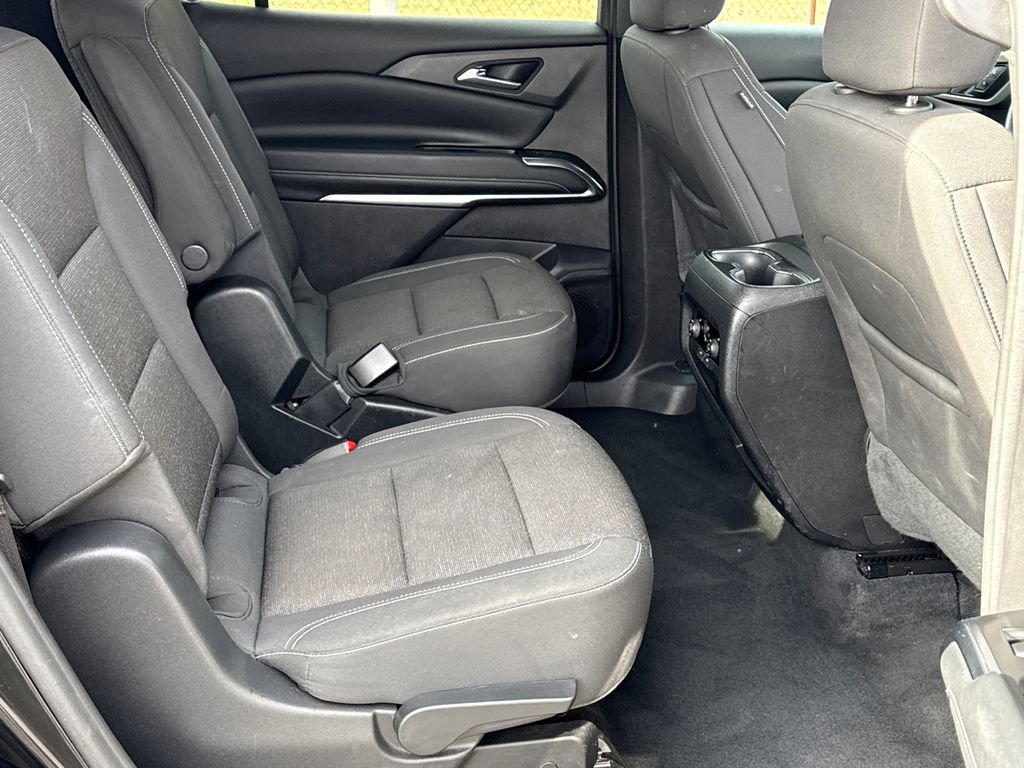 Used 2024 Chevrolet Traverse LT image 10