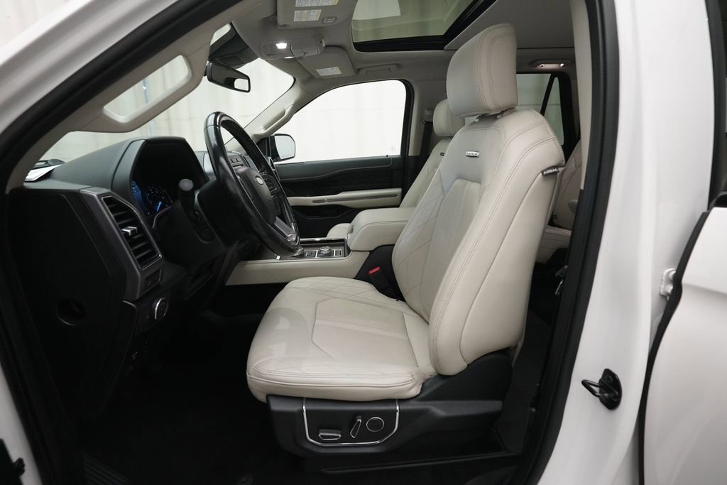 Used 2019 Ford Expedition Max Platinum AWD/4WD image 7