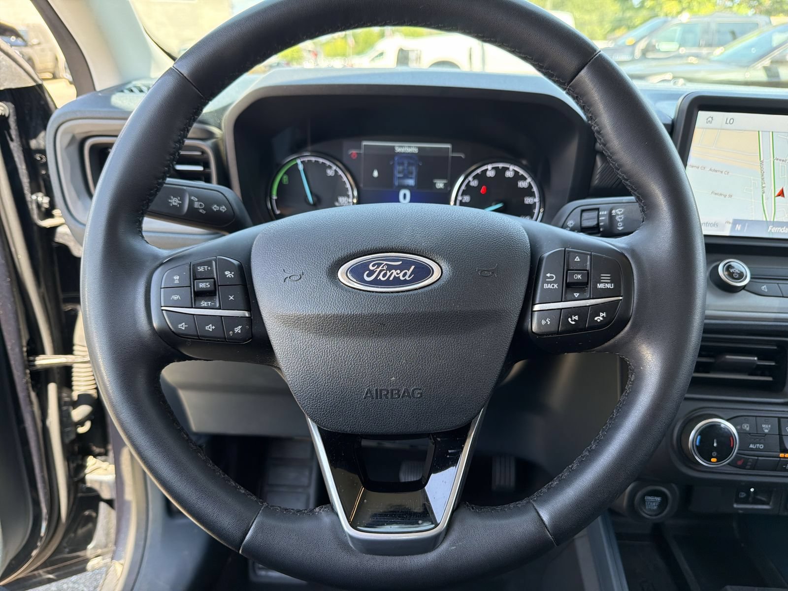 Used 2023 Ford Maverick Lariat w/ Lariat Luxury Package FWD image 26