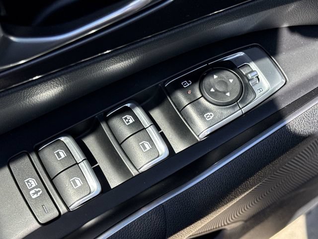 Certified 2025 Kia Sorento S w/ Panoramic Sunroof Package AWD/4WD image 17