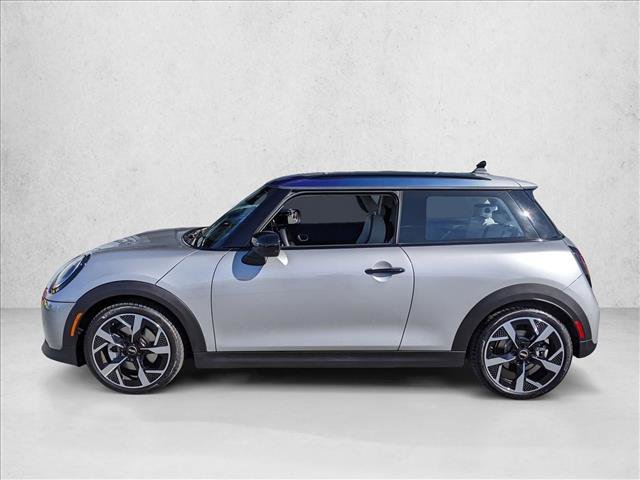 Certified 2025 MINI Cooper 2-Door Hardtop image 9