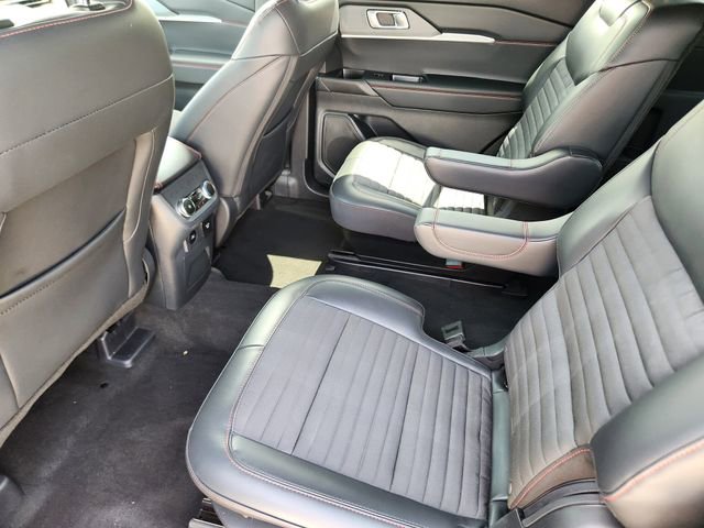 Used 2026 Ford Explorer ST-Line w/ ST-Line Street Pack AWD/4WD image 28