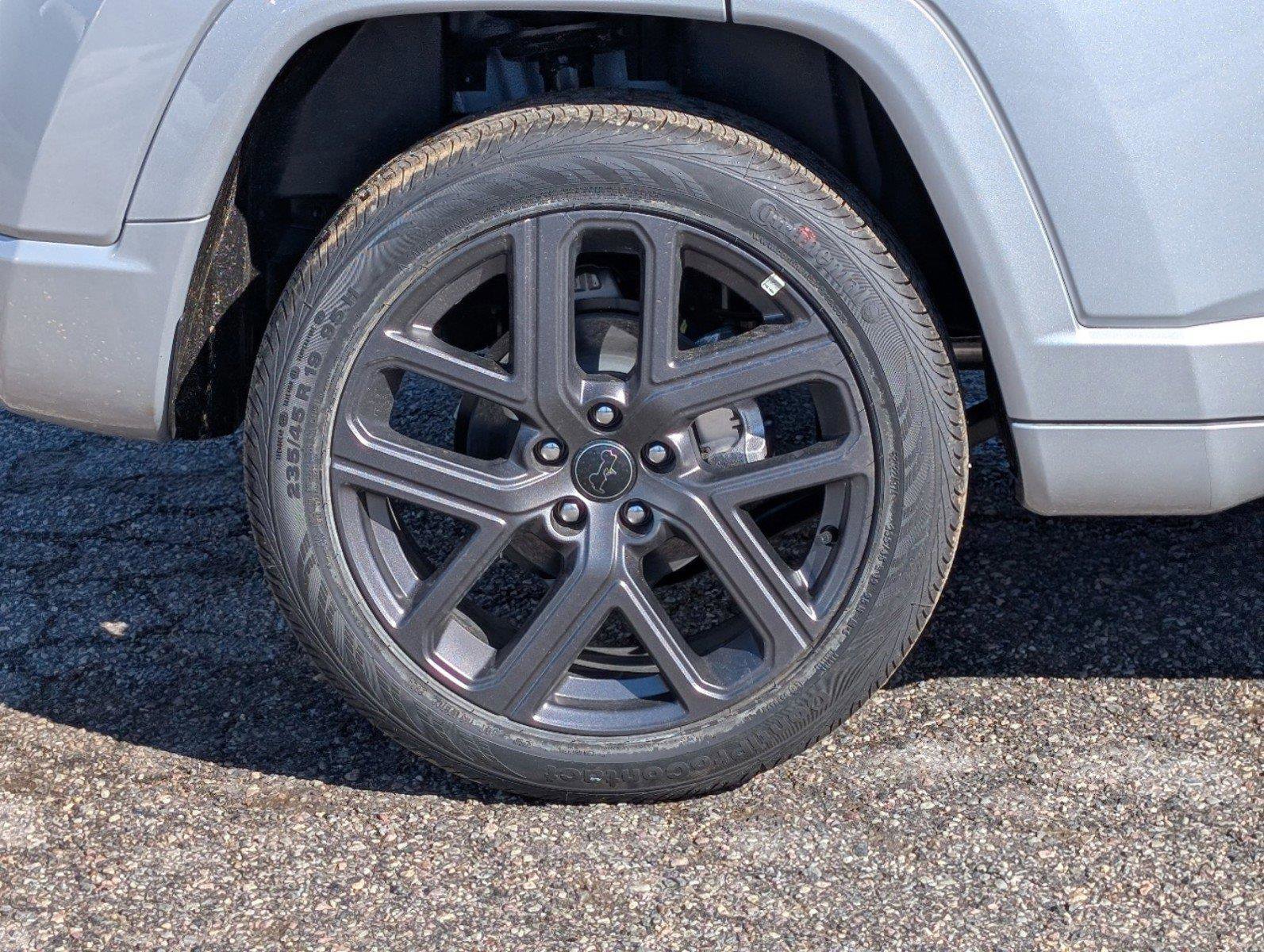 New 2025 Jeep Compass Limited w/ High Altitude Package image 5