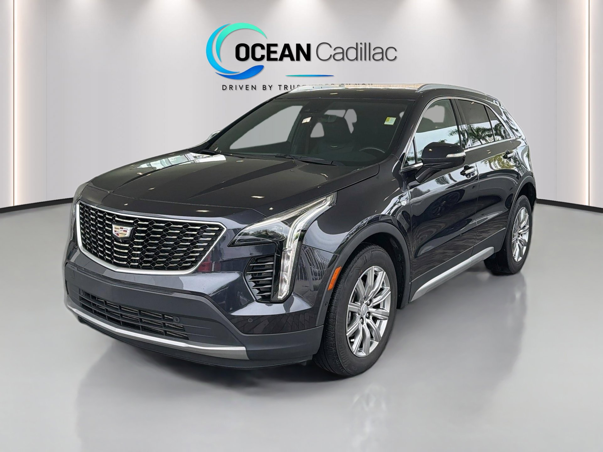 Certified 2022 Cadillac XT4 Premium Luxury w/ Enhanced Visibility Package