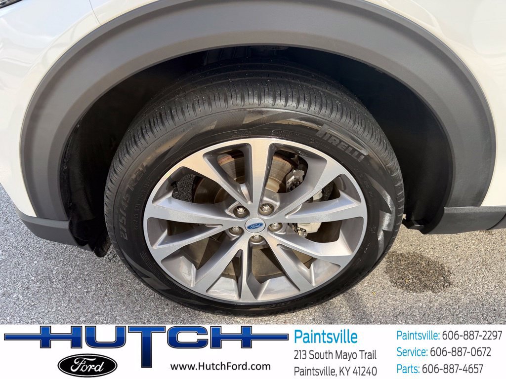 Used 2025 Ford Explorer Platinum w/ Ultimate Package AWD/4WD image 10
