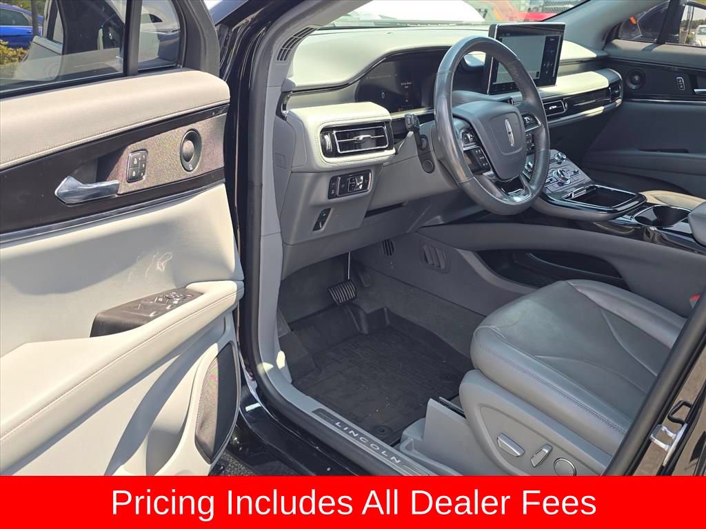 Used 2021 Lincoln Nautilus Reserve FWD image 9