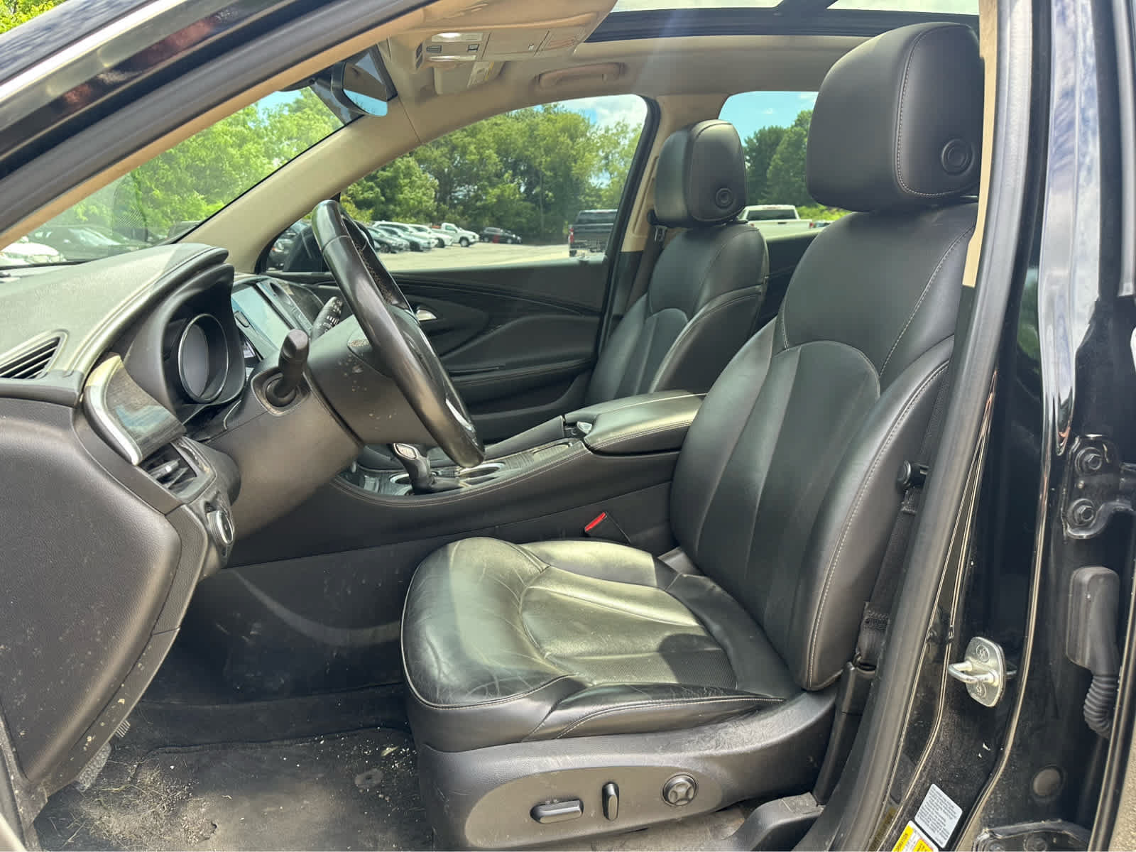 Used 2017 Buick Envision Essence AWD/4WD image 10