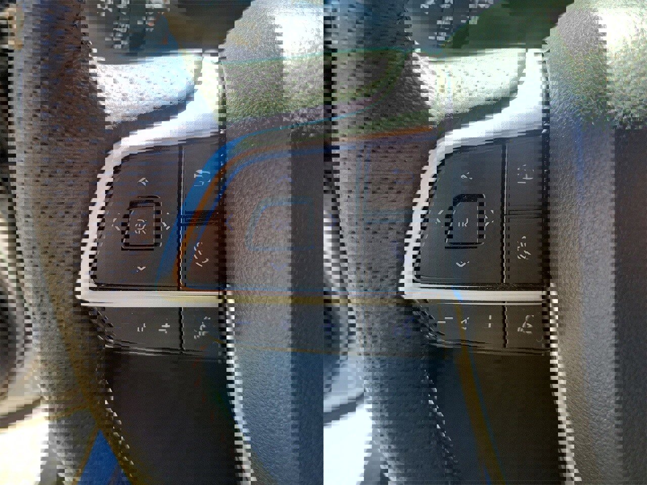 Used 2025 Toyota Sienna Limited image 20