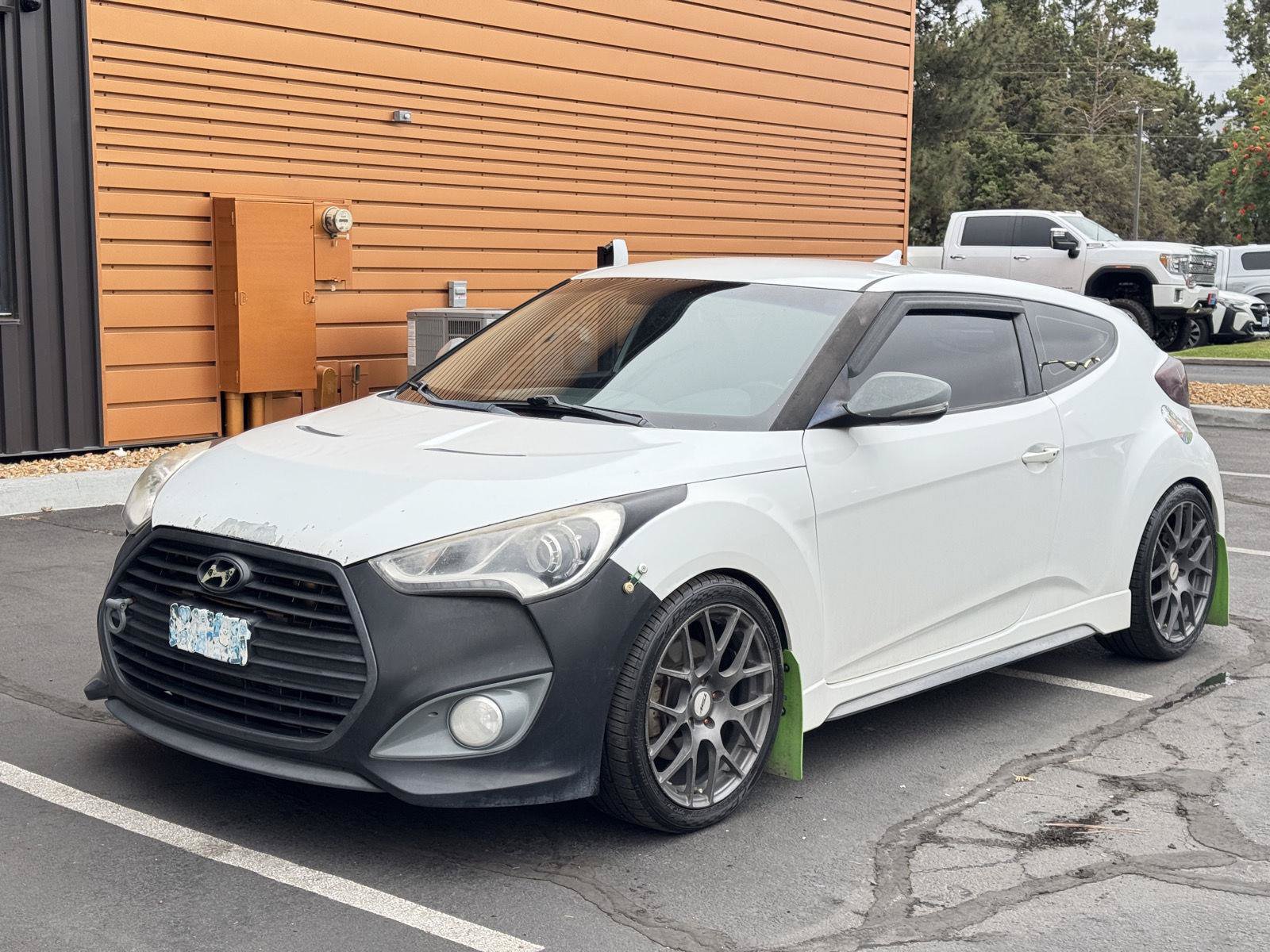 Used 2013 Hyundai Veloster Turbo FWD image 1