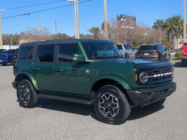 Used 2024 Ford Bronco Outer Banks image 2