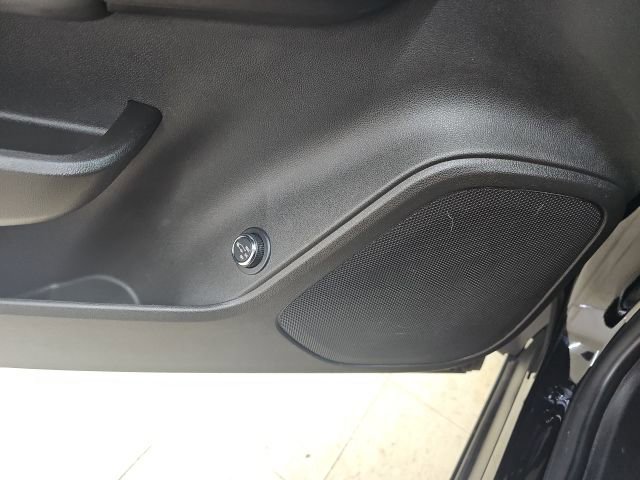 Used 2024 Chevrolet Blazer LT w/ Convenience Package image 29