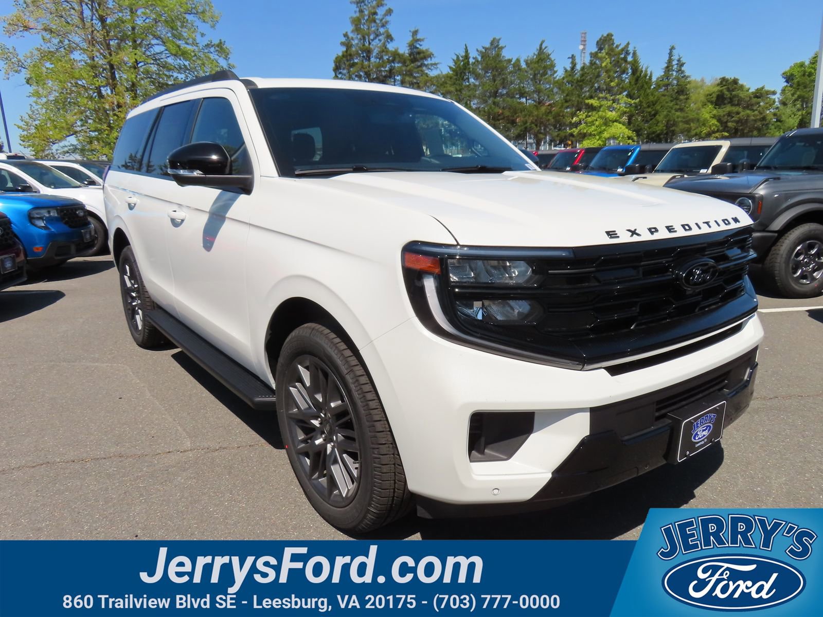 New 2026 Ford Expedition Platinum AWD/4WD image 1