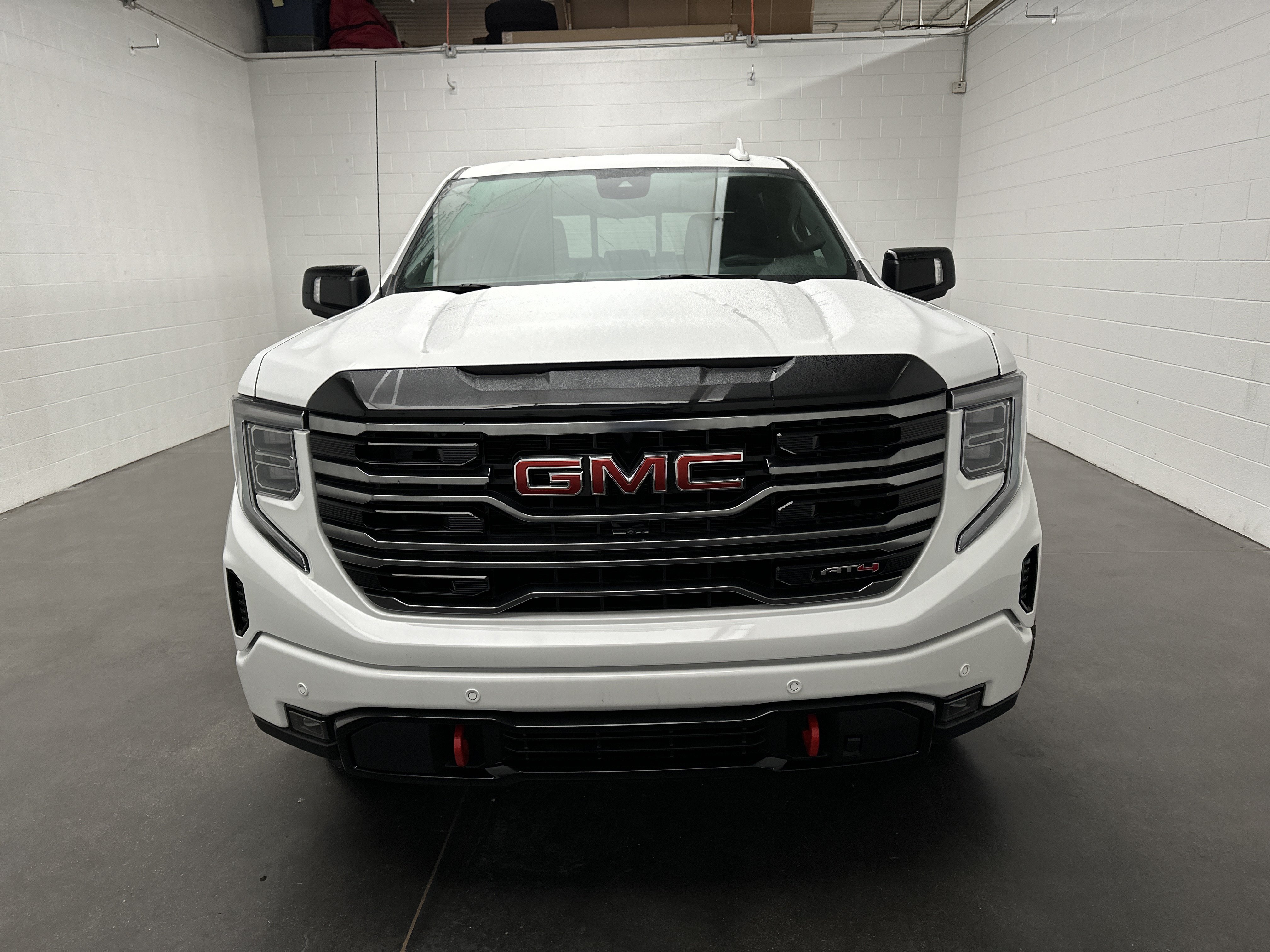 Used 2026 GMC Sierra 1500 AT4 w/ AT4 Premium Package AWD/4WD image 4