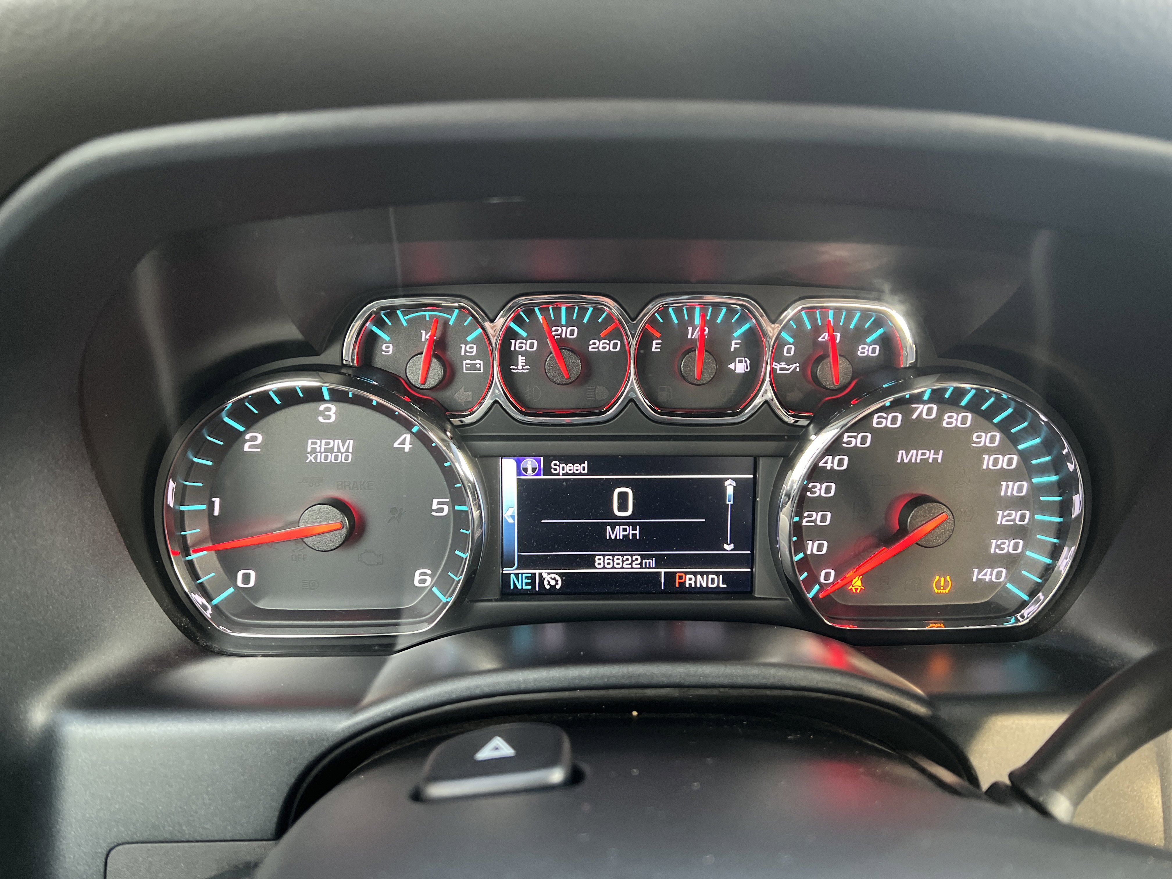 Used 2018 Chevrolet Silverado 1500 LT w/ All Star Edition image 21