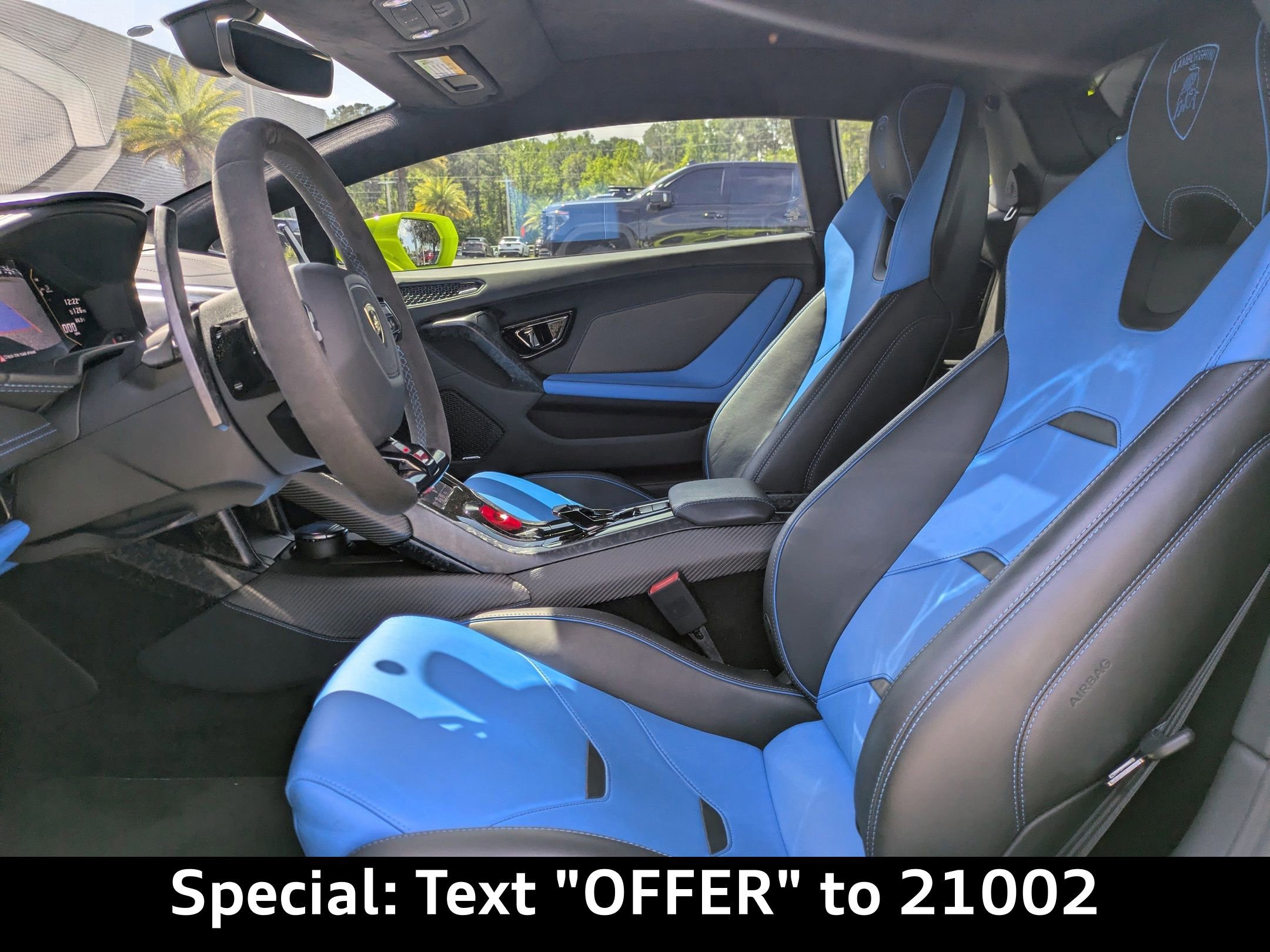 Used 2020 Lamborghini Huracan EVO image 20