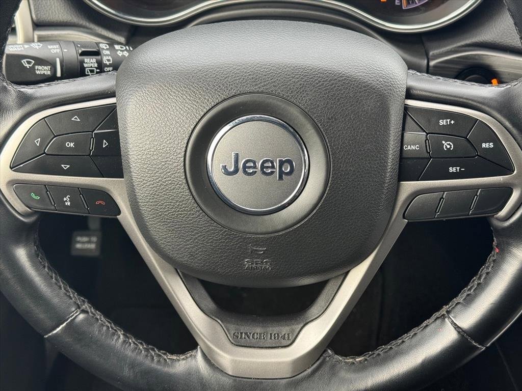 Used 2022 Jeep Grand Cherokee Laredo E image 13