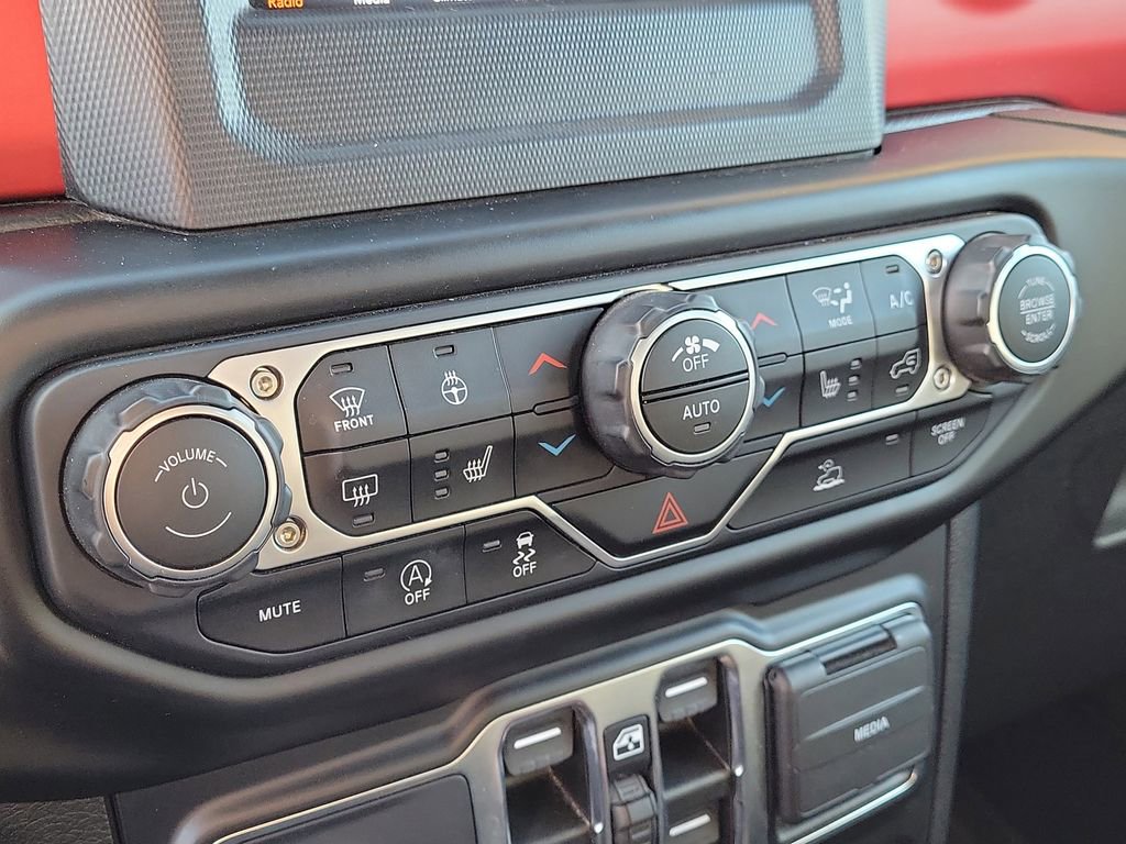 Used 2021 Jeep Wrangler Unlimited Rubicon w/ LED Lighting Group image 30