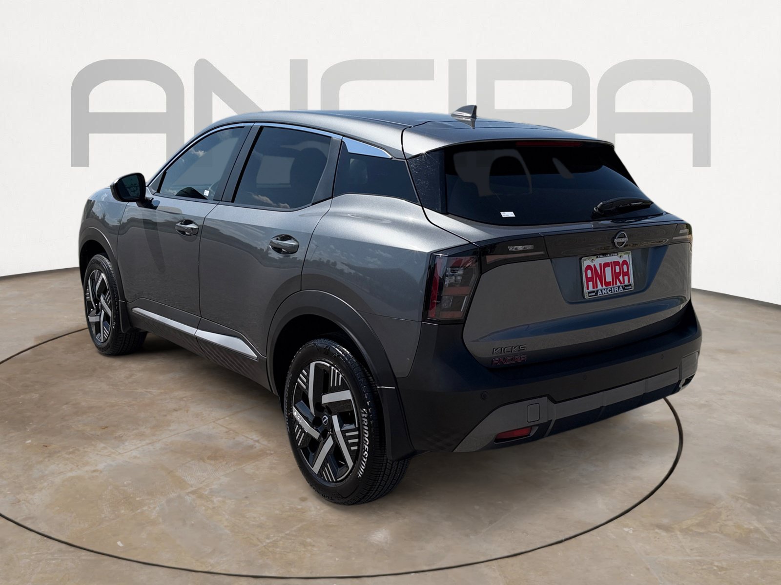 Used 2025 Nissan Kicks SV FWD image 9
