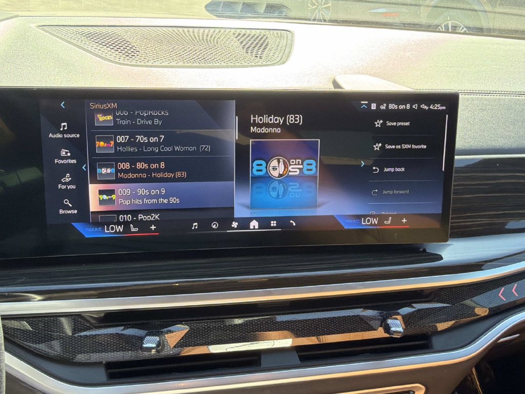 Used 2024 BMW X5 sDrive40i w/ Parking Assistance Package RWD image 31