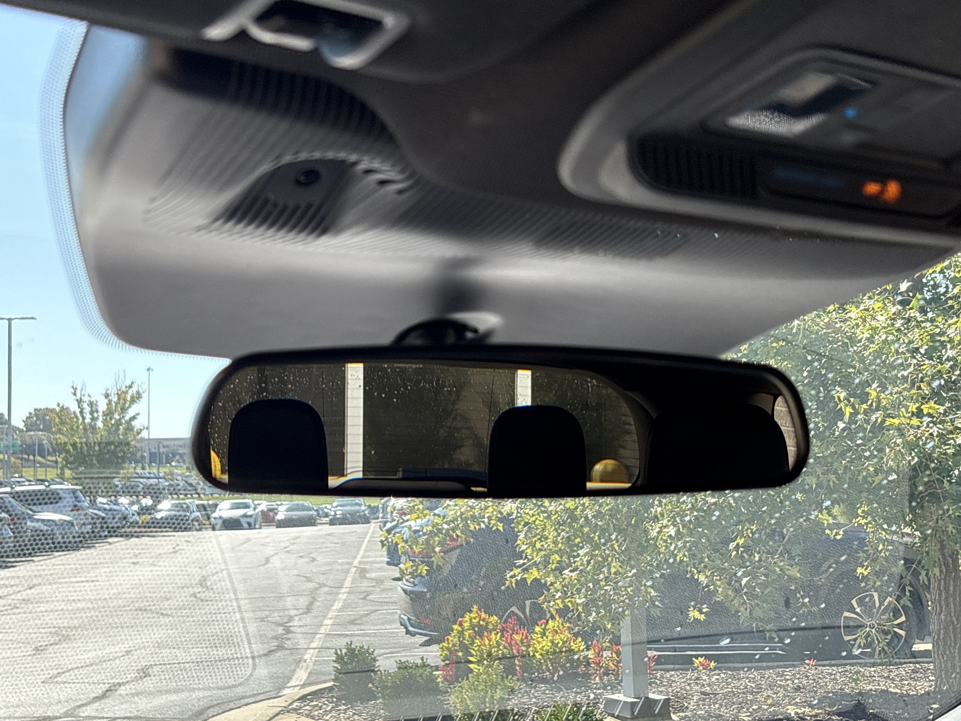 Used 2025 Ford Explorer ST-Line AWD/4WD image 27