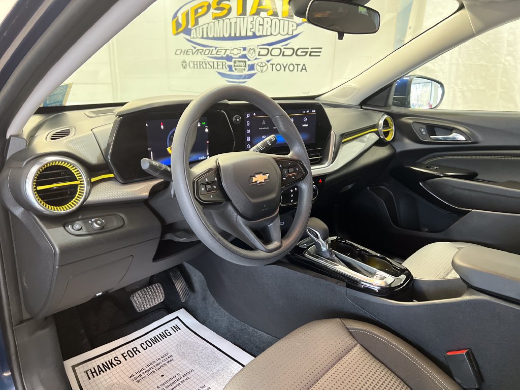 Used 2024 Chevrolet Trax LT FWD image 20