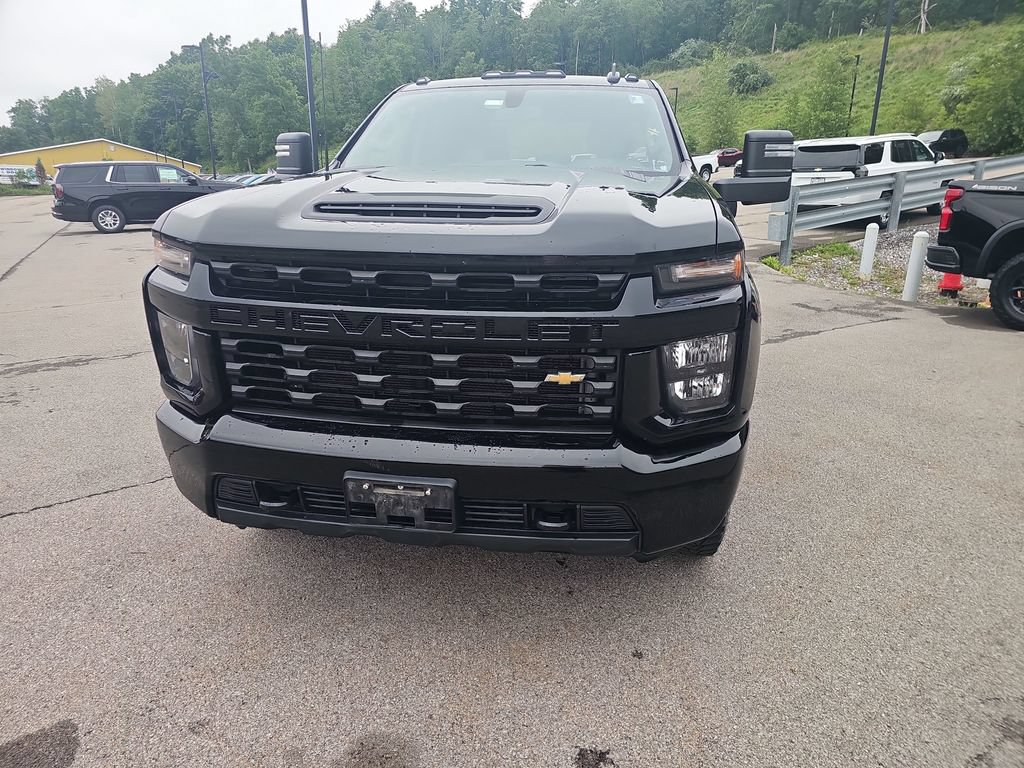 Used 2021 Chevrolet Silverado 2500 Custom w/ Custom Convenience Package AWD/4WD image 2