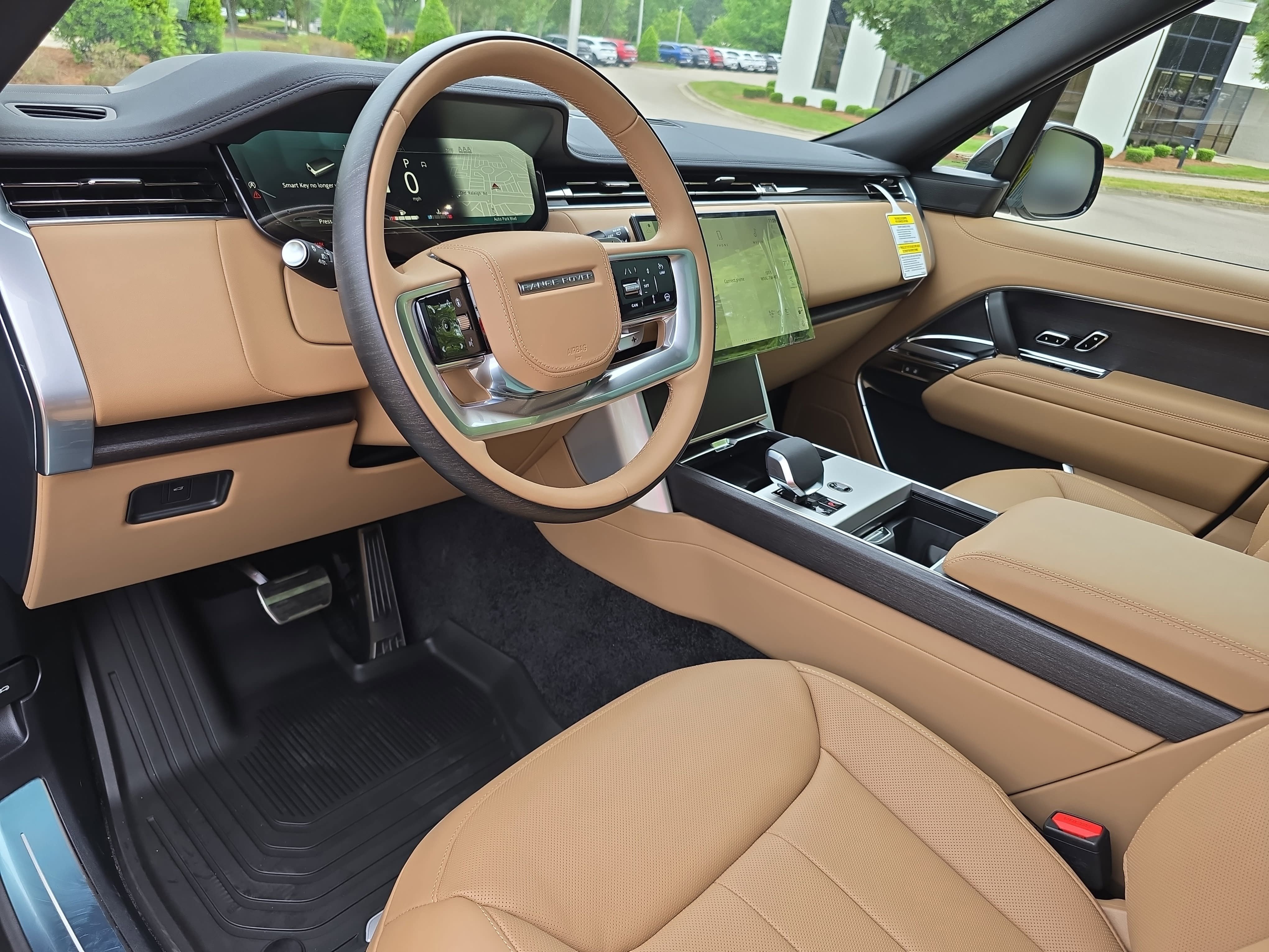 New 2026 Land Rover Range Rover SE AWD/4WD image 16