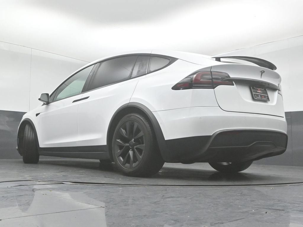 Used 2022 Tesla Model X image 35