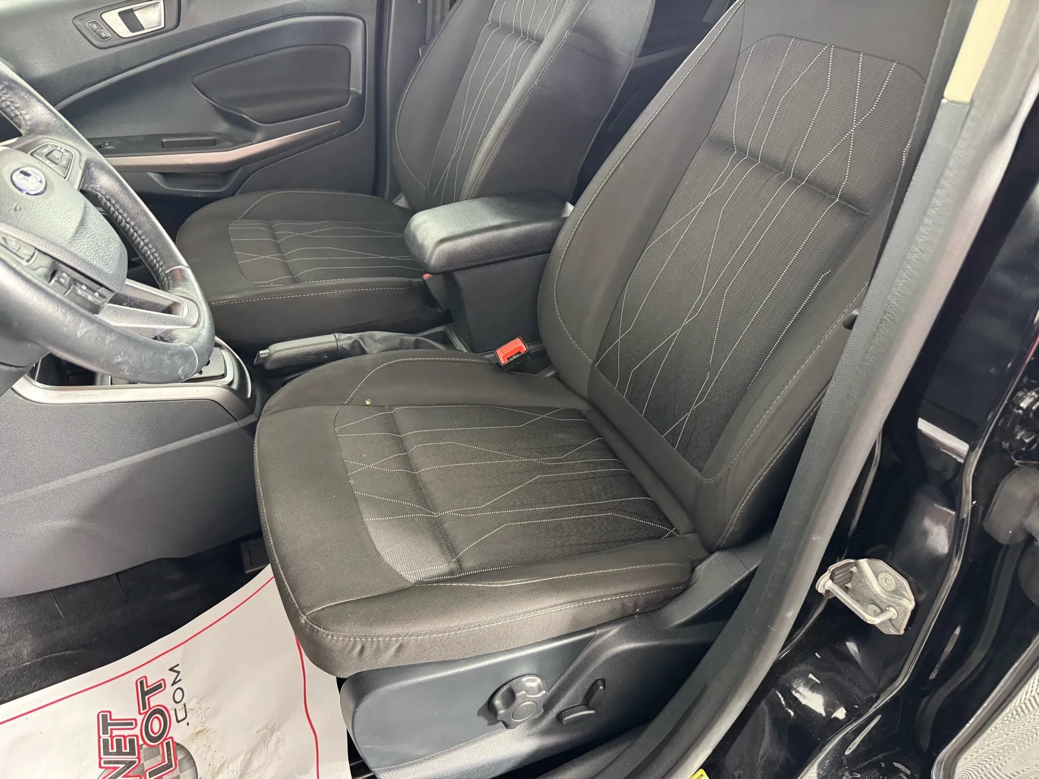 Used 2019 Ford EcoSport SE w/ SE Convenience Package AWD/4WD image 34
