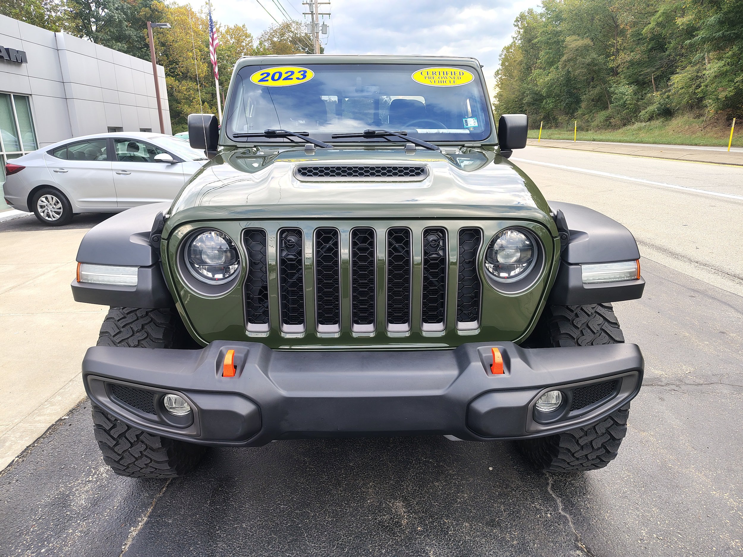 Certified 2023 Jeep Gladiator Mojave w/ LED Lighting Group AWD/4WD image 3