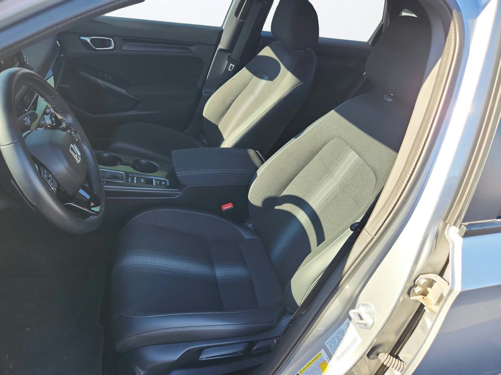 Used 2023 Honda Civic Sport image 12