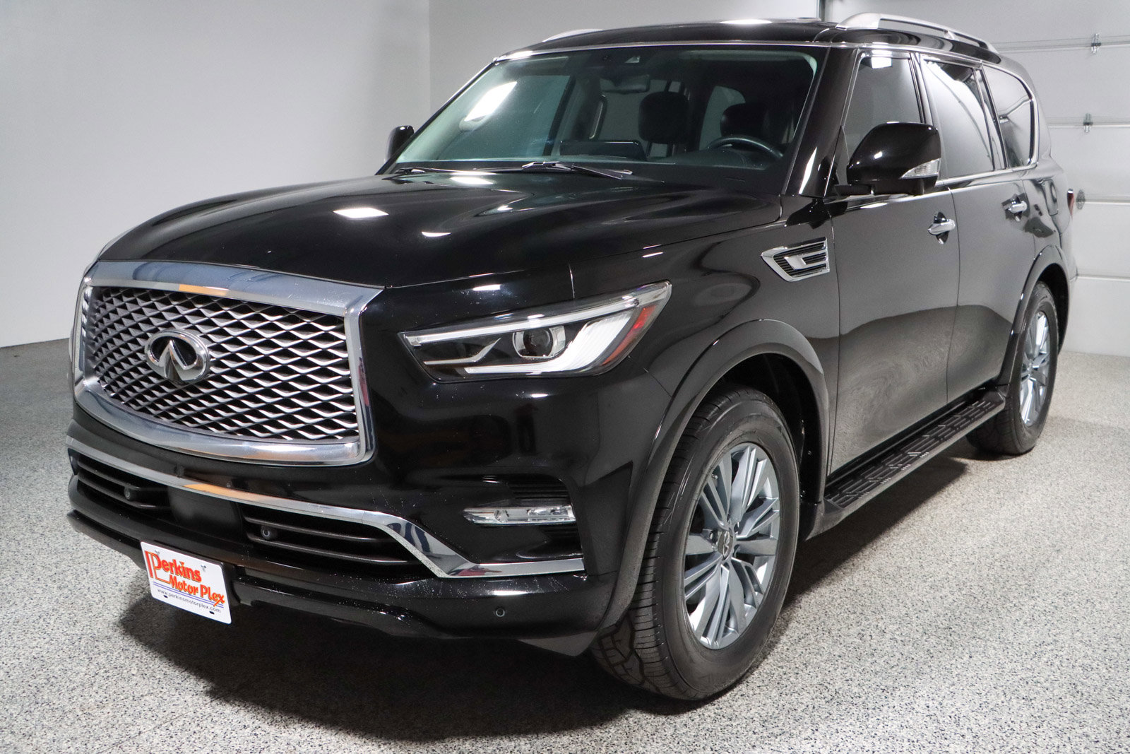 Used 2022 INFINITI QX80 Luxe w/ Cargo Package image 36