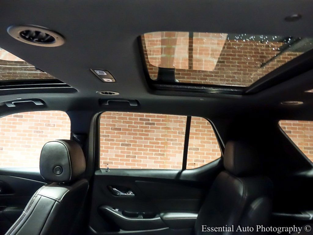 Certified 2023 Chevrolet Traverse RS image 17