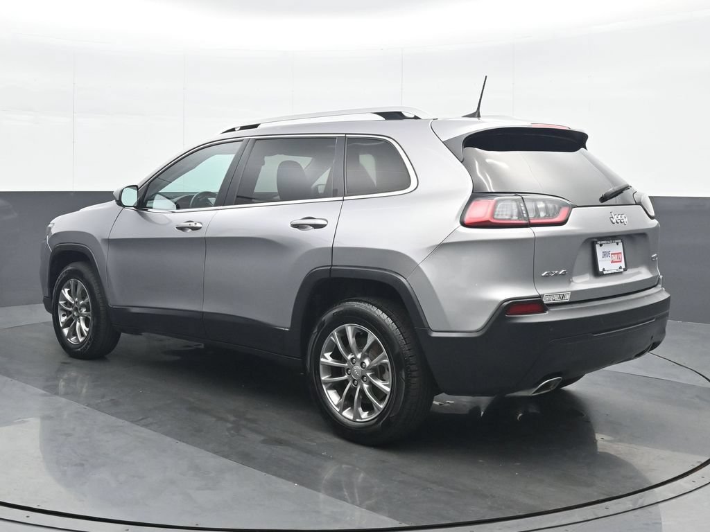 Used 2019 Jeep Cherokee Latitude Plus AWD/4WD image 4