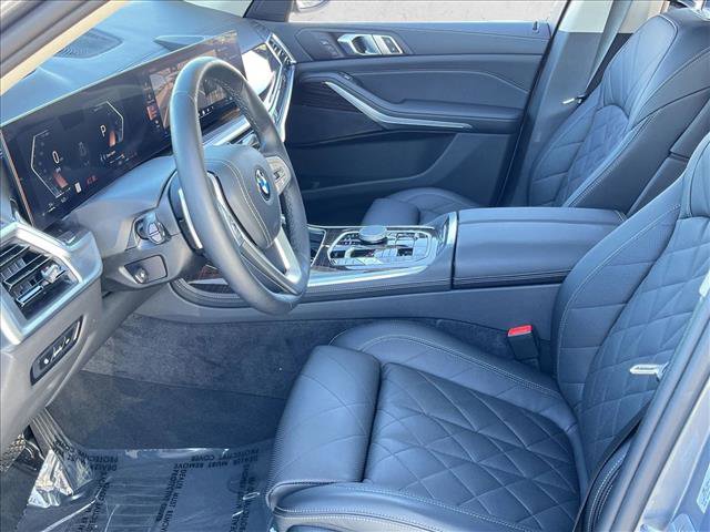 Certified 2024 BMW X7 xDrive40i w/ Parking Assistance Package image 17