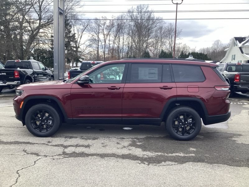 New 2025 Jeep Grand Cherokee L Altitude AWD/4WD image 4