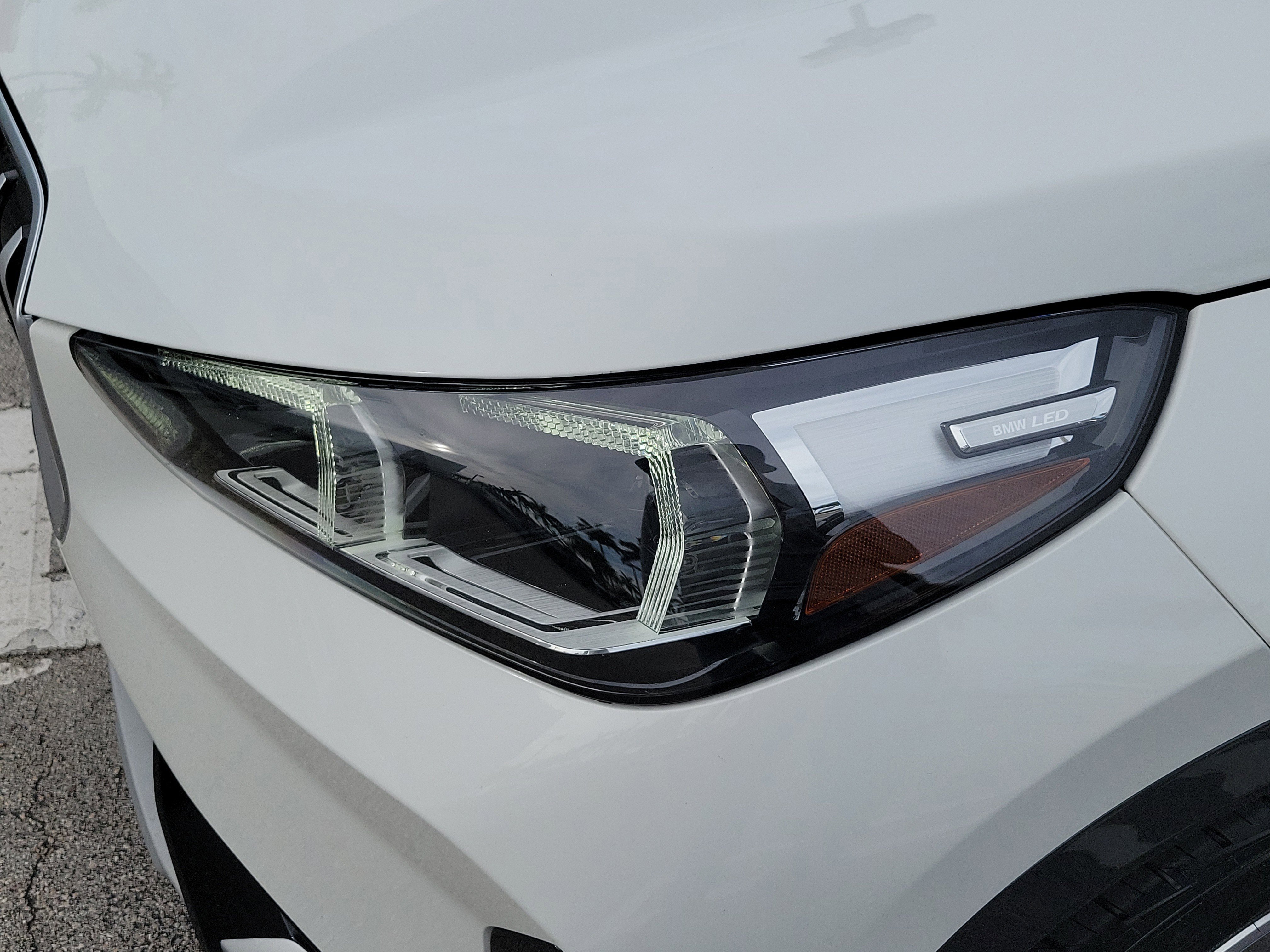 Used 2025 BMW X1 xDrive28i AWD/4WD image 7