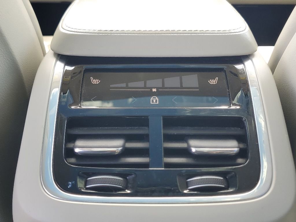 Used 2020 Volvo XC90 T6 Inscription w/ Protection Package AWD/4WD image 29