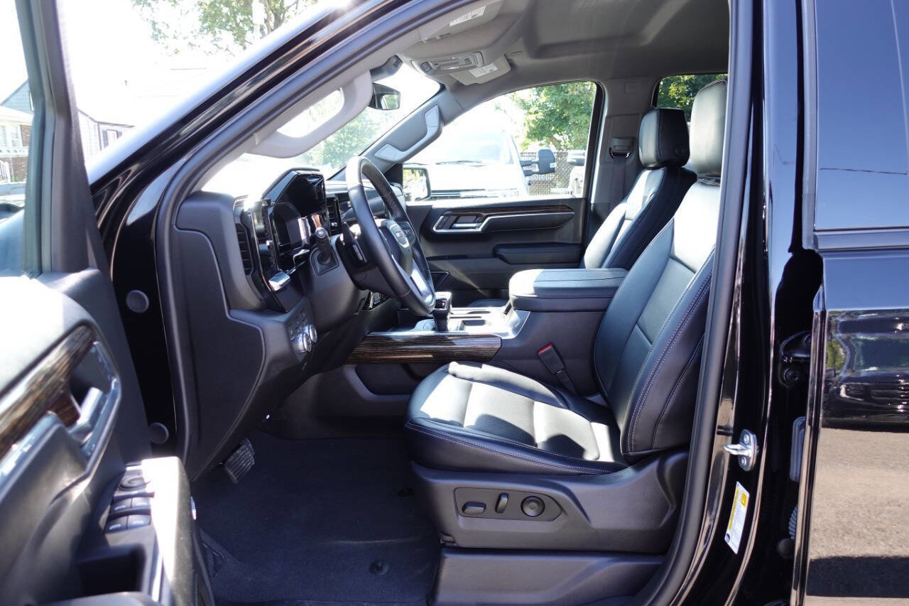 Used 2024 GMC Sierra 1500 Elevation image 14