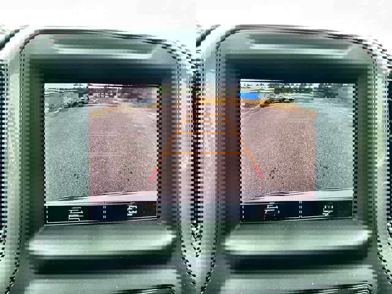 Used 2024 Chevrolet Silverado 1500 Custom image 14