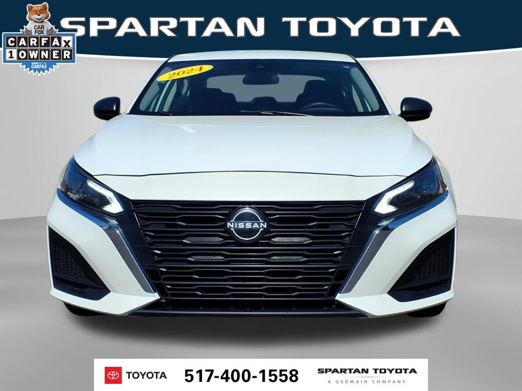 Used 2024 Nissan Altima 2.5 SV AWD/4WD image 2