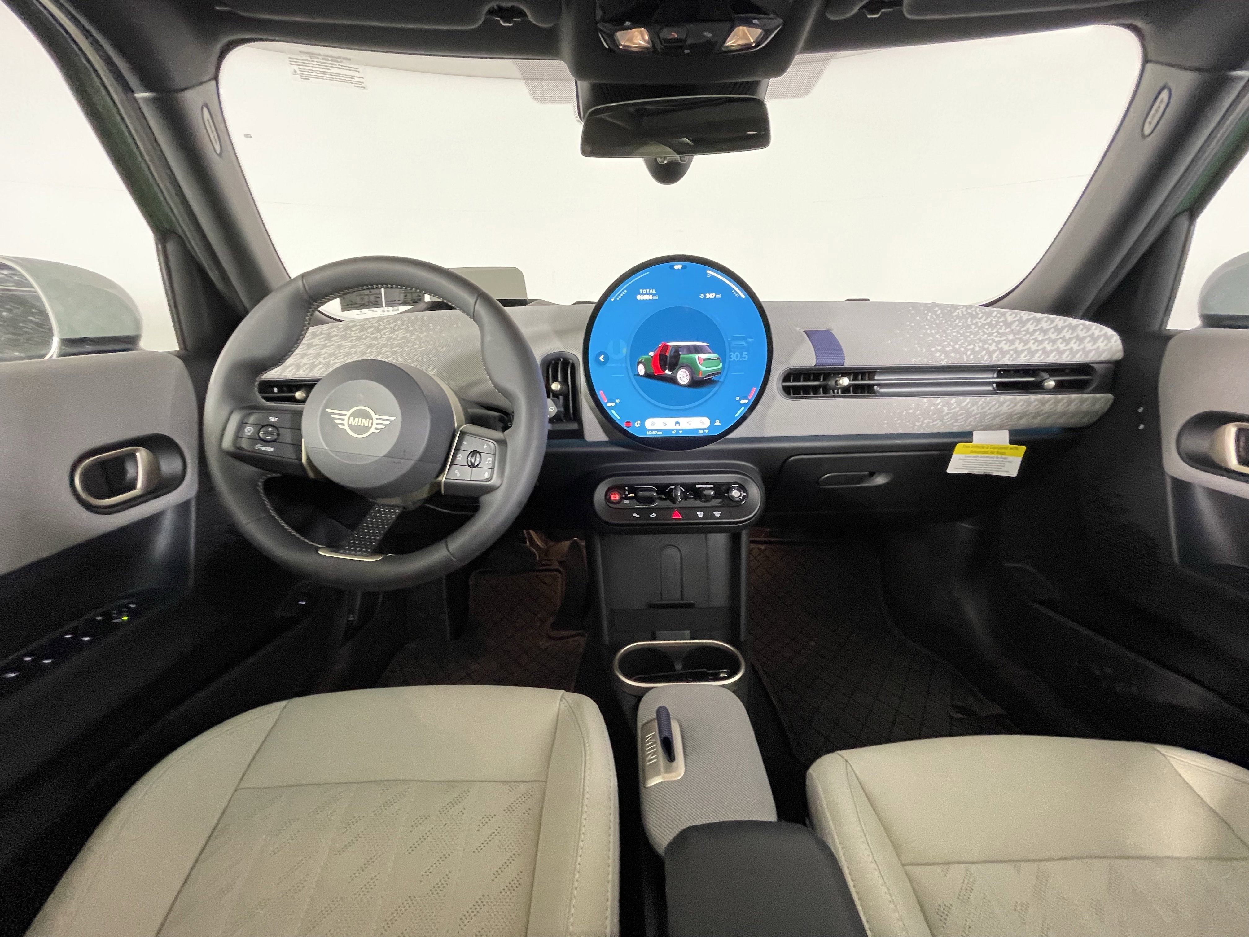 Used 2026 MINI Cooper 4-Door Hardtop image 17