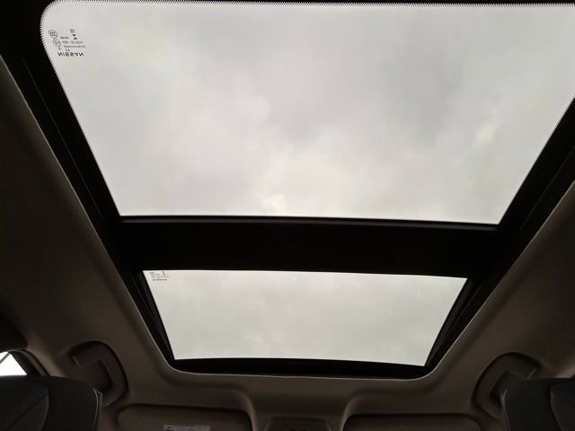 New 2025 Nissan Kicks SR w/ SR Premium Package image 12