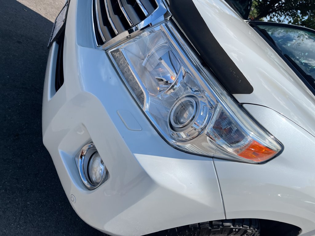 Used 2015 Toyota Land Cruiser AWD/4WD image 35