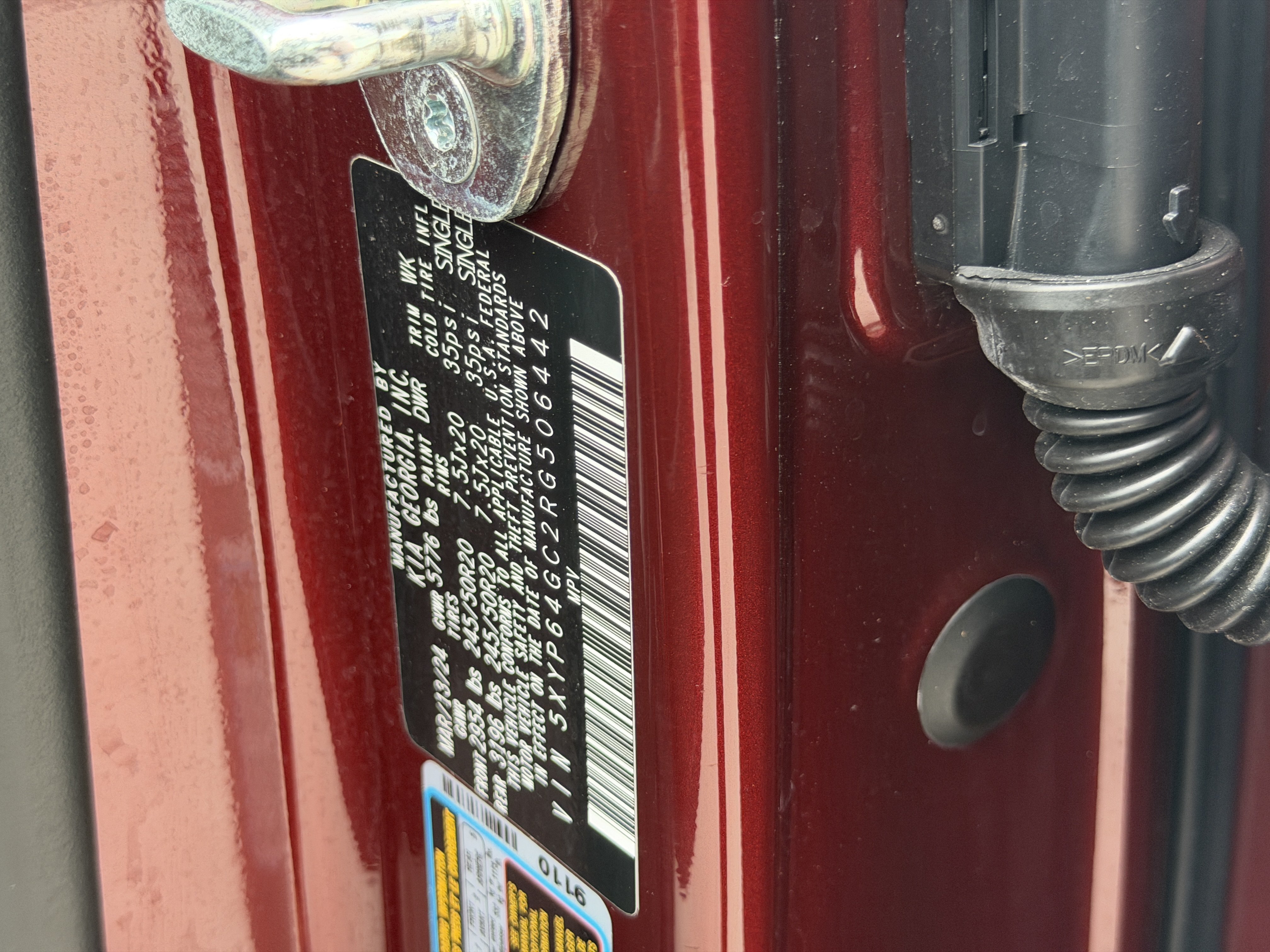 Certified 2024 Kia Telluride S FWD image 34