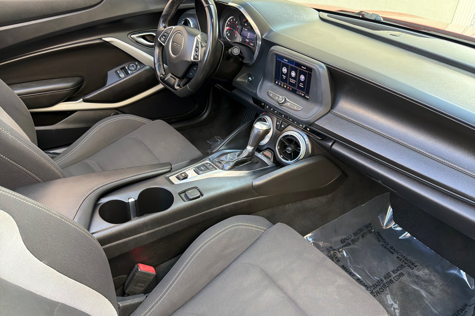 Used 2023 Chevrolet Camaro LT RWD image 17