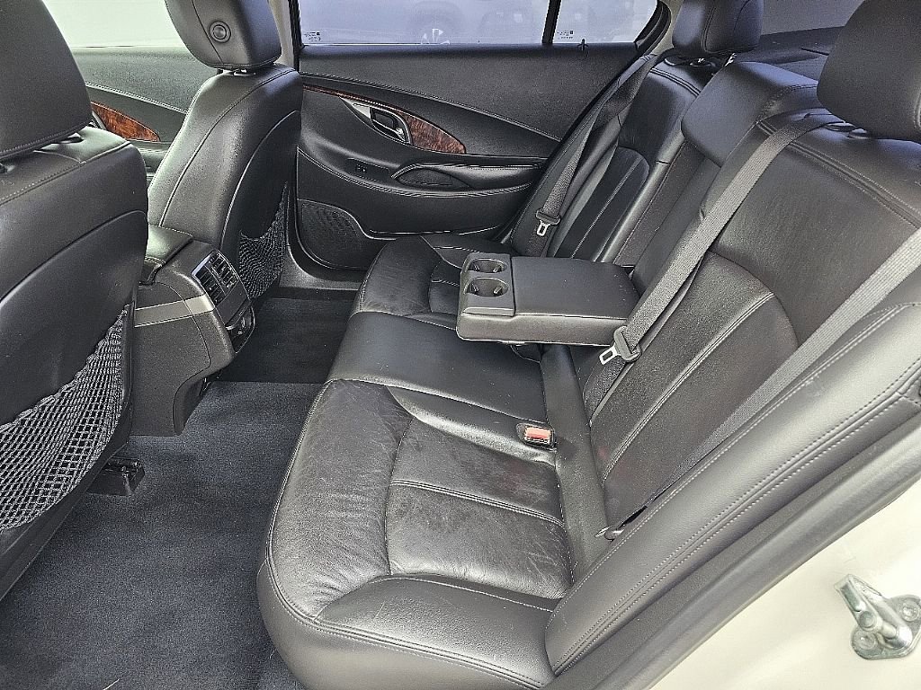Used 2013 Buick LaCrosse Leather w/ Entertainment Package image 21