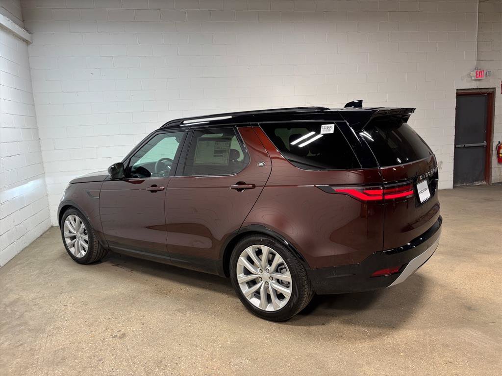 New 2026 Land Rover Discovery Limited Edition AWD/4WD image 10