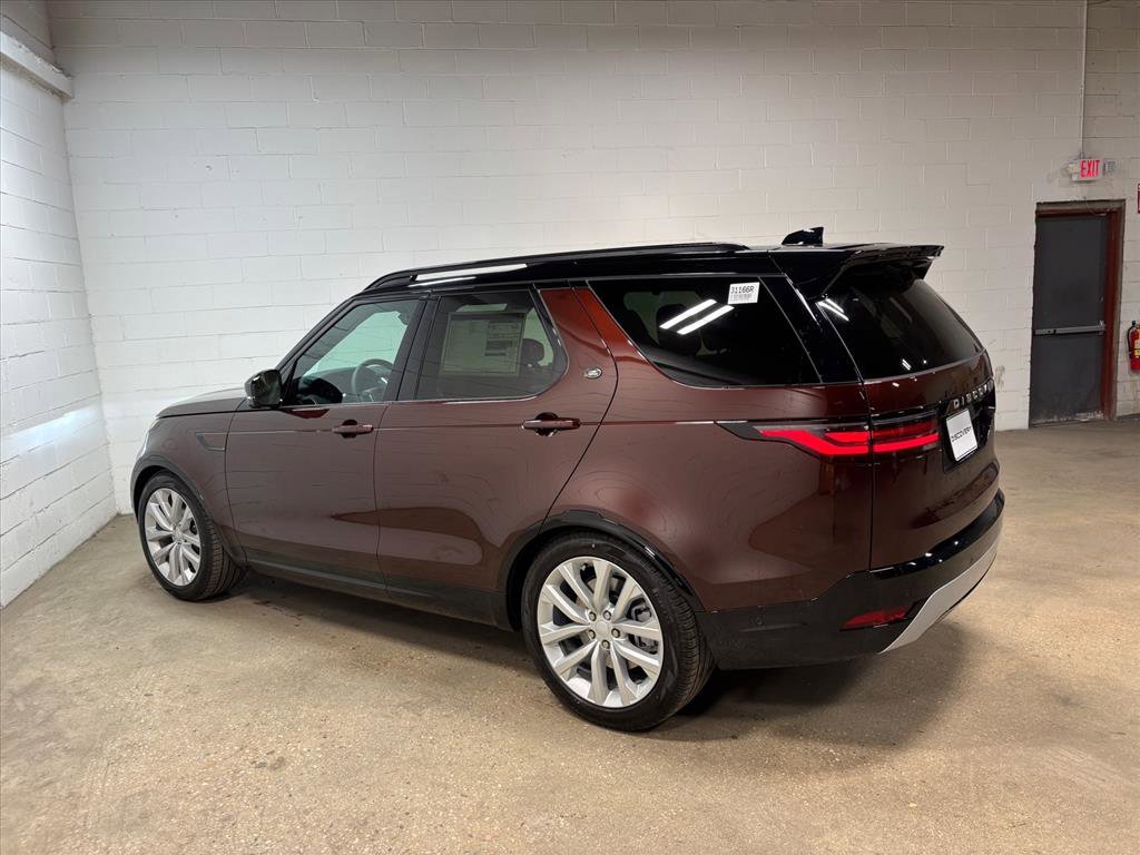 New 2026 Land Rover Discovery Limited Edition image 10