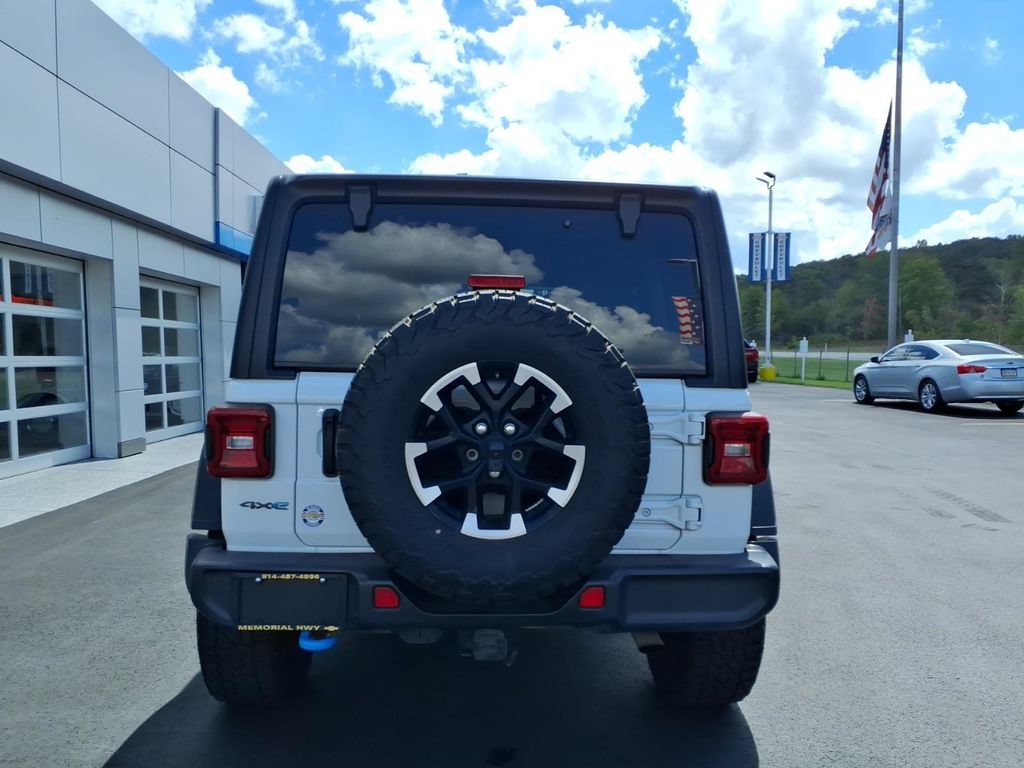 Used 2024 Jeep Wrangler Unlimited Rubicon 4xe AWD/4WD image 6